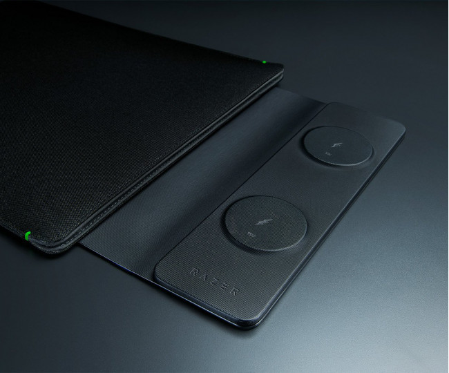 Чехол для ноутбука Razer Laptop Sleeve 16" with Wireless Charging